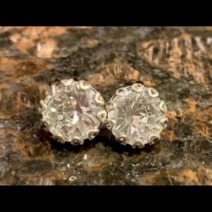Stella and Dot Vintage Crystal Studs